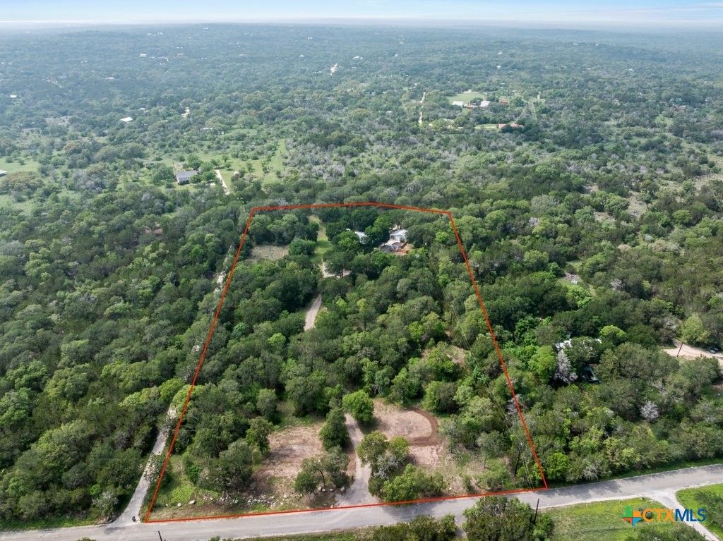 Photo of 601 Valley View West Road, San Marcos, TX 78666 (MLS # 611749)