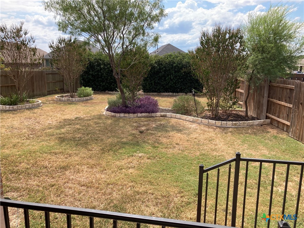 112 Tulip Garden Trail