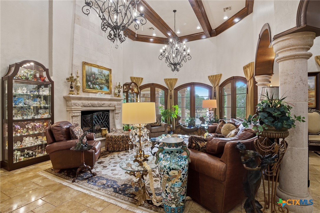 Inez, Texas, 77968, United States, 5 Bedrooms Bedrooms, ,6 BathroomsBathrooms,Residential,Active,1999904