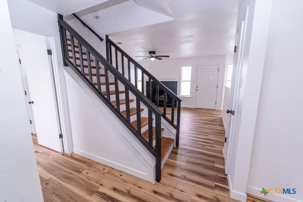 Photo of 2905 Armadillo Drive, Killeen, TX 76549 (MLS # 610423)