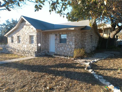 A home in Lampasas