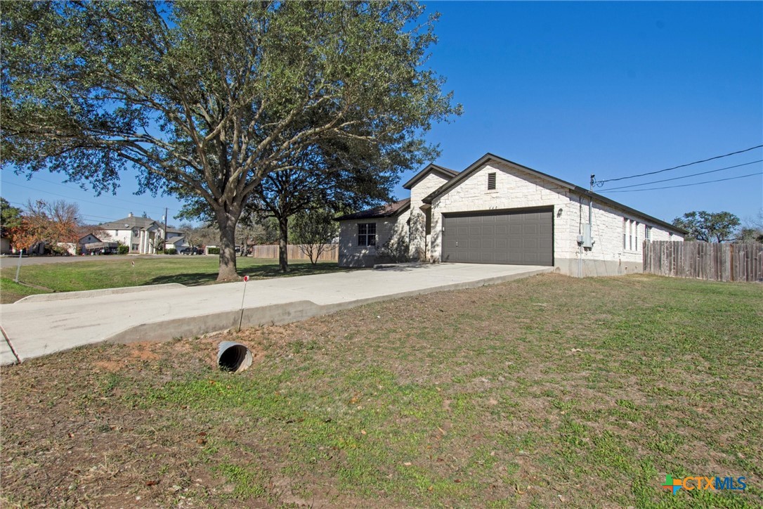 640 Bella Vista Circle