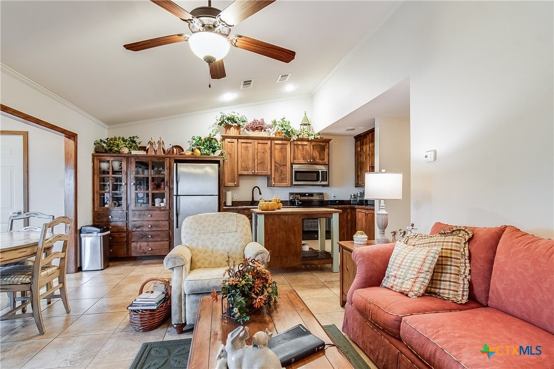 1015 Old Mill Road 12