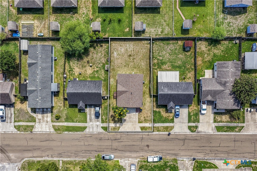 811 E Mesquite Lane