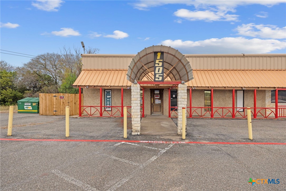 1505 E Veterans Memorial Boulevard