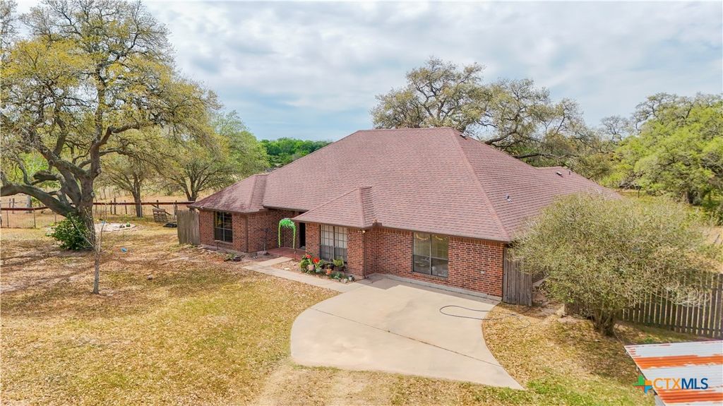 Photo of 10782 County Road 284, Edna, TX 77957 (MLS # 610440)