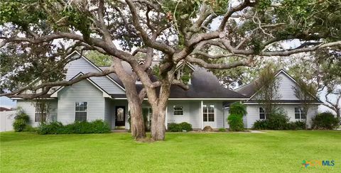 185 Lakeshore Drive Victoria TX 77963