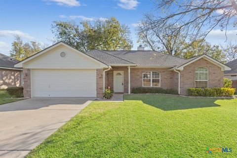 Photo of 2817 N 12th Street, Temple, TX 76501 (MLS # 599768)