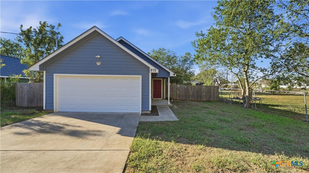 Photo of 815 Fourth Street, Seguin, TX 78155 (MLS # 628142)