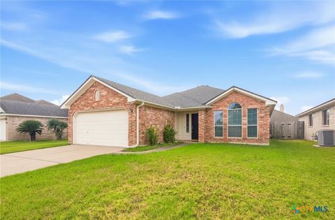 Photo of 313 Riata, Victoria, TX 77901 (MLS # 601146)