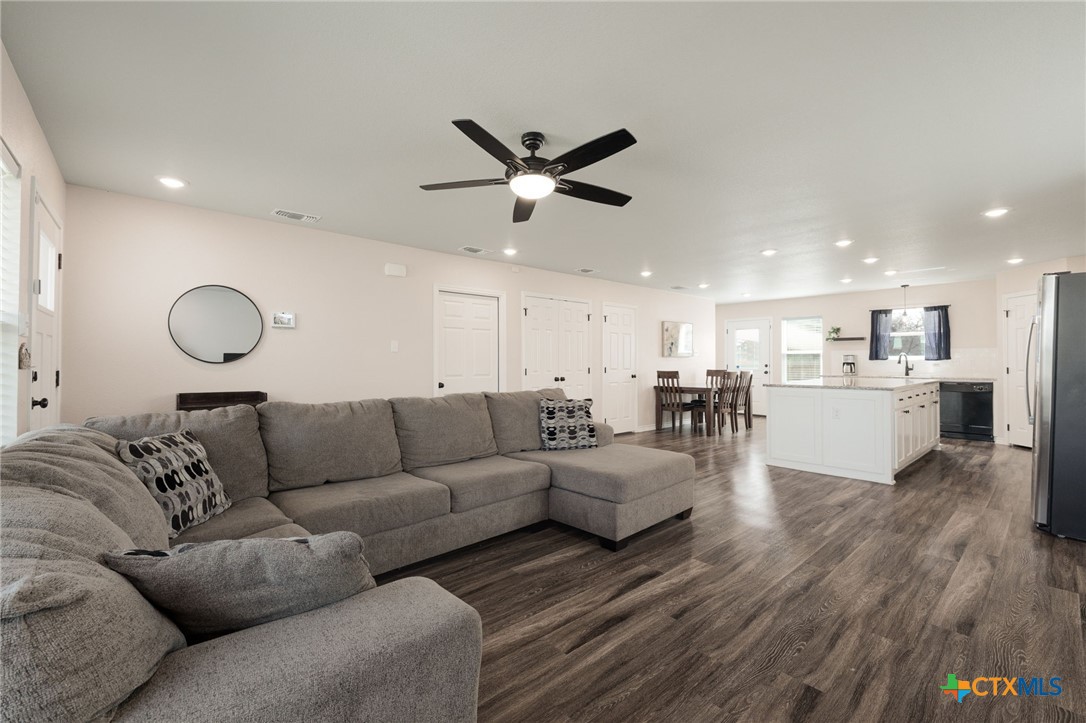 Photo 1 of 41 — 1636 Pima Trail, Harker Heights, TX 76548