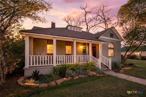 1202 Pecan Street Bastrop TX 78602