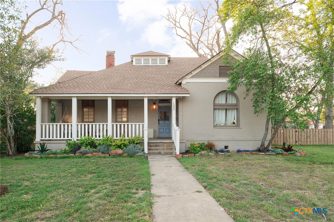 1202 Pecan Street