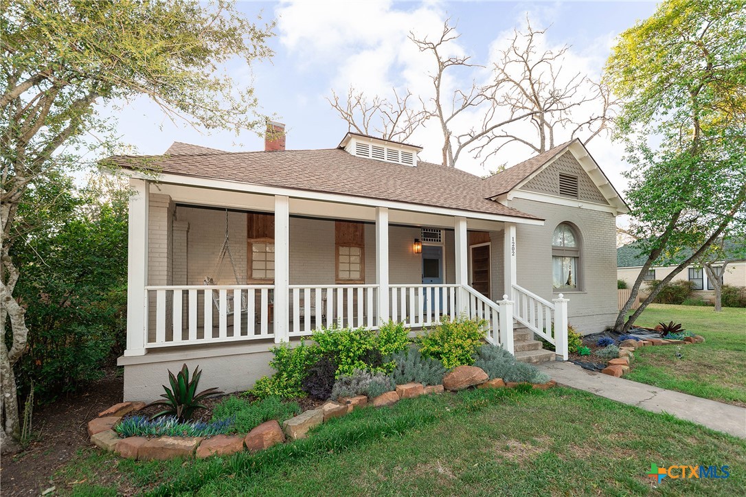 1202 Pecan Street