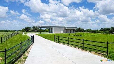 209 FM 1344 Floresville TX 78114