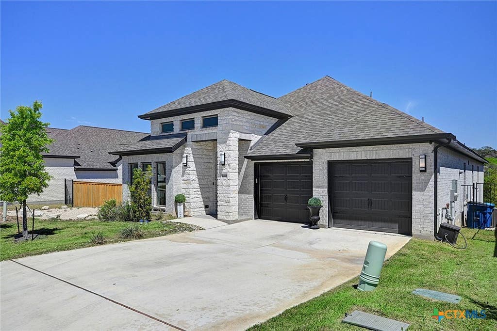 Photo of 24118 Sidehill Lie, San Antonio, TX 78261 (MLS # 608366)