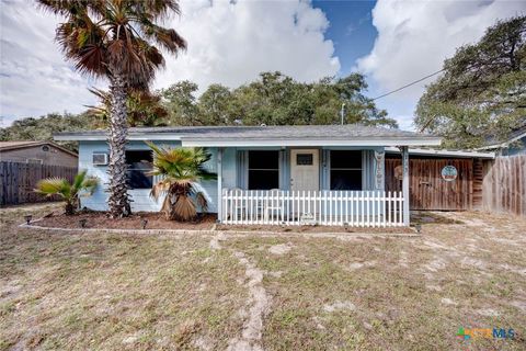 713 N Kossuth Street Rockport TX 78382