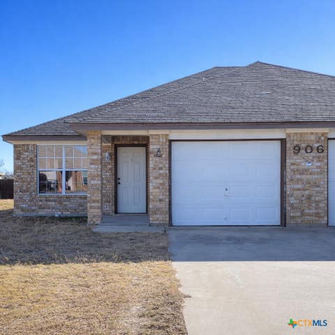 Photo of 506 Primrose Drive #A, Copperas Cove, TX 76522 (MLS # 621778)