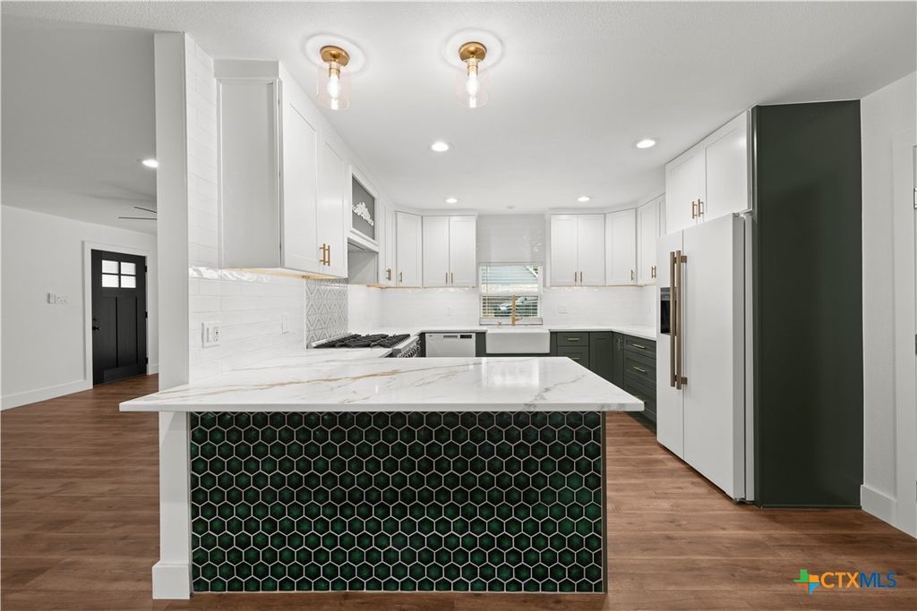 Photo of 6805 Tulane Drive, Austin, TX 78723 (MLS # 617097)