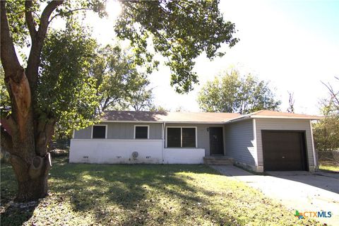 2212 Davis Drive Killeen TX 76543