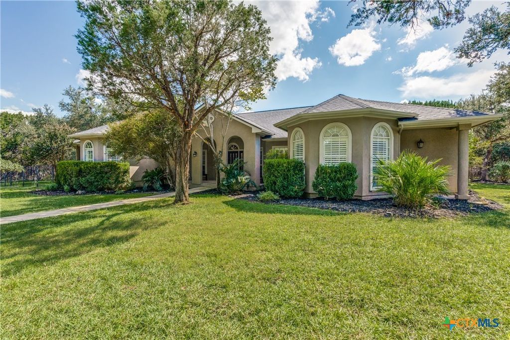 Photo of 25867 Lewis Ranch Road, New Braunfels, TX 78132 (MLS # 610213)
