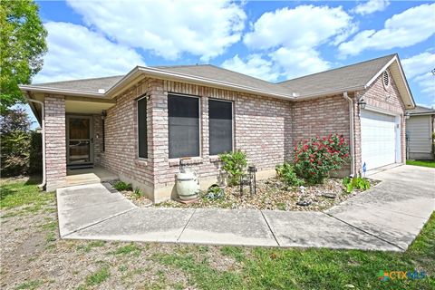 Photo of 886 Spyglass Drive, New Braunfels, TX 78130 (MLS # 609222)