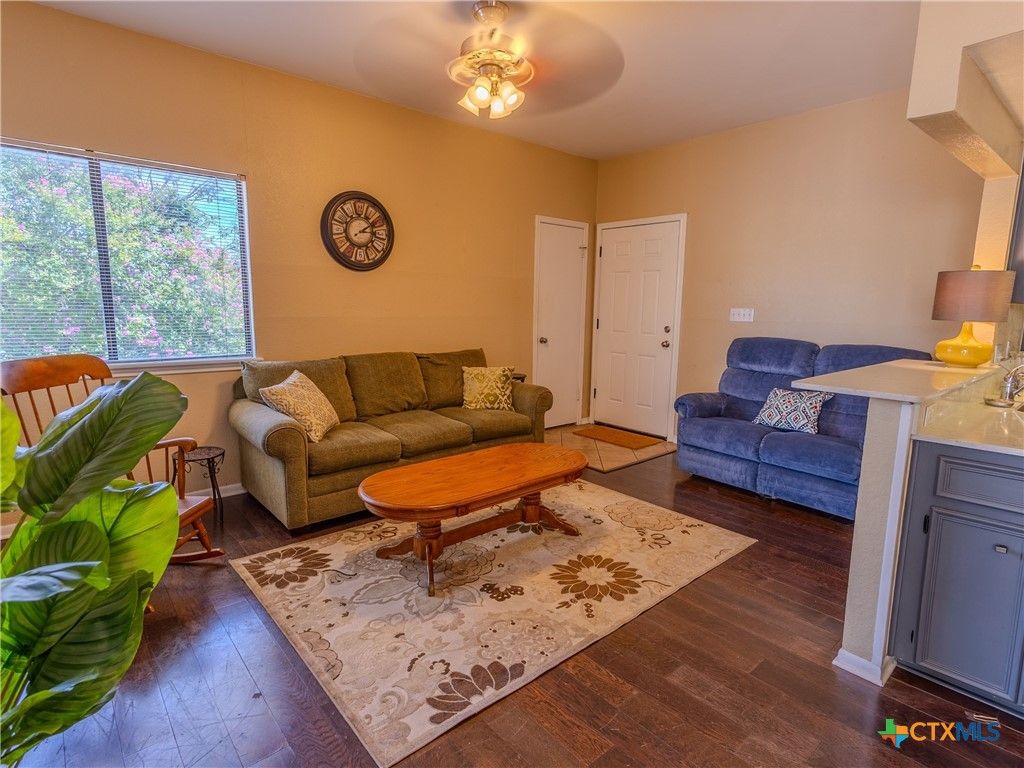 Photo of 1013 Chestnut Street #C-4, San Marcos, TX 78666 (MLS # 606623)