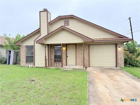 Photo of 2251 Hilltop Loop, Killeen, TX 76549 (MLS # 612597)