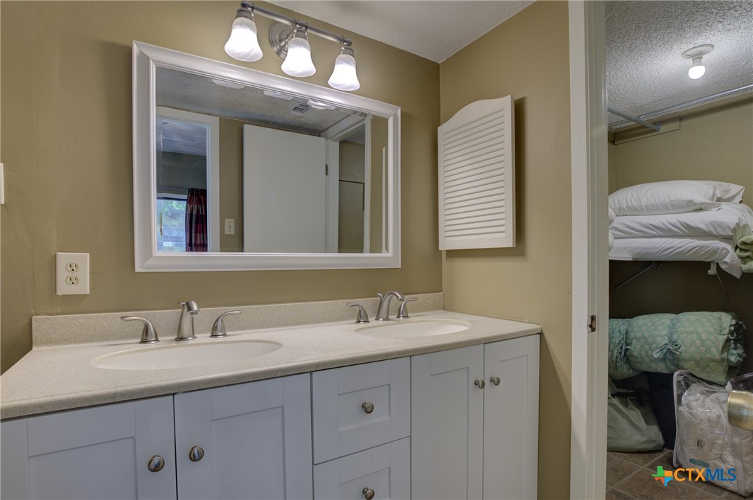 New Braunfels, Texas 78132, United States, 2 Bedrooms Bedrooms, ,2 BathroomsBathrooms,Residential,Active,30758