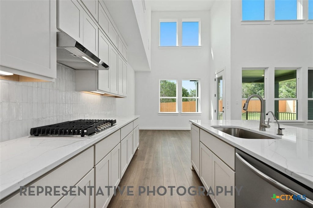 Photo of 6417 McMurtry Street, Austin, TX 78747 (MLS # 625928)