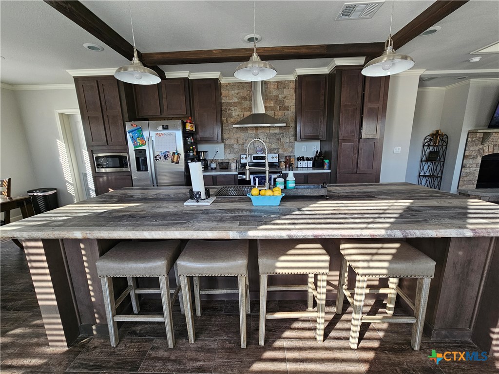 2438 Ralph Coughran Rd Road