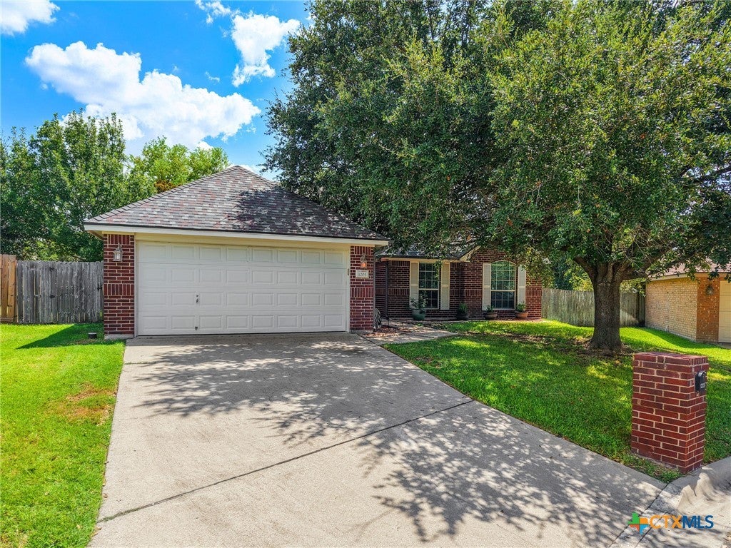 1203 Woodhollow Drive