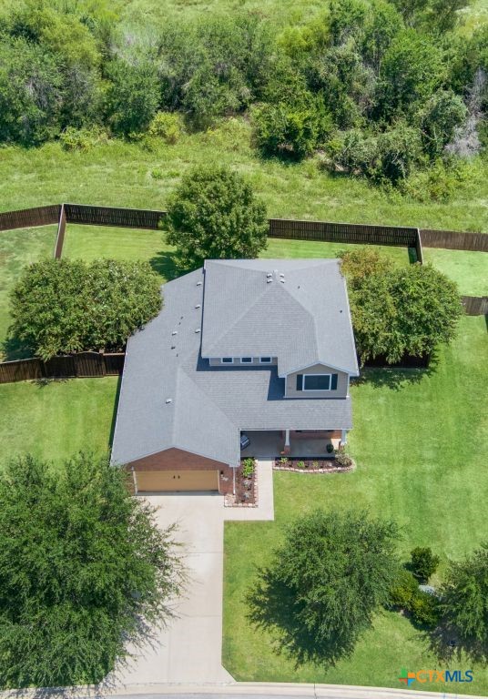 423 W Iowa Drive