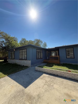277 N WASHINGTON AVE, NEW BRAUNFELS, TX 78130 - Image 7c57fffa01c25af1e0aa8f31dac78ce7/222670663