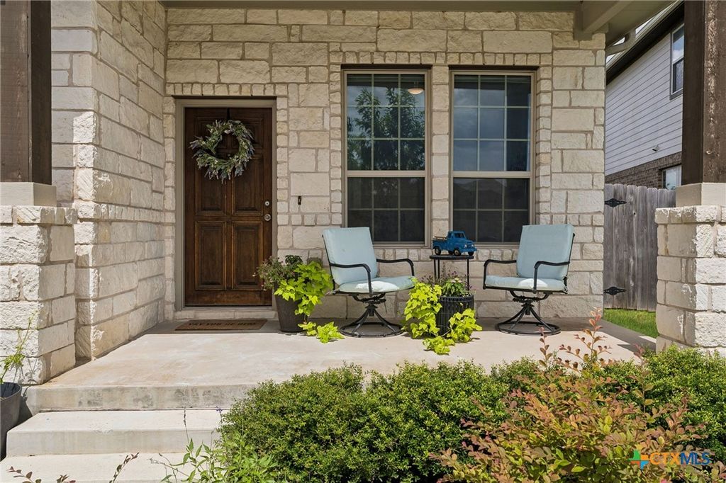 Photo of 334 Blue Oak Boulevard, San Marcos, TX 78666 (MLS # 620377)