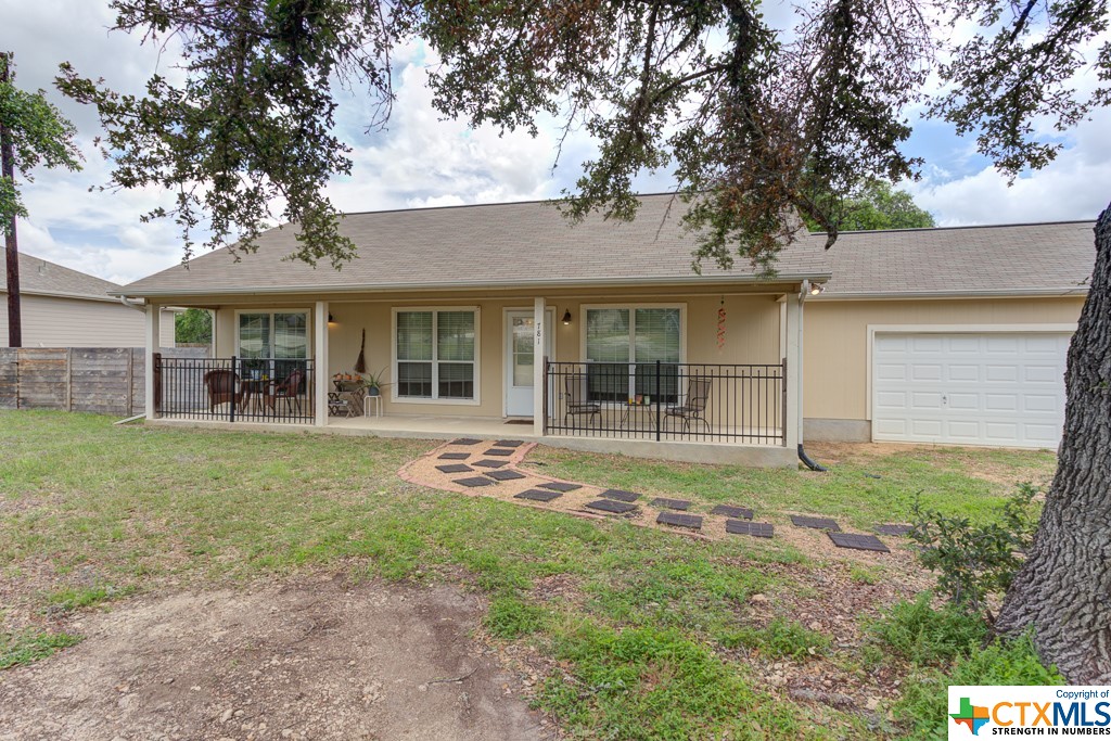 Fischer, Texas 78623, United States, 3 Bedrooms Bedrooms, ,2 BathroomsBathrooms,Residential,Pending,61311