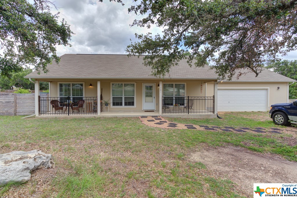 Fischer, Texas 78623, United States, 3 Bedrooms Bedrooms, ,2 BathroomsBathrooms,Residential,Pending,61311