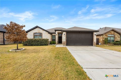 Photo of 512 Holstein Drive, Belton, TX 76513 (MLS # 606702)