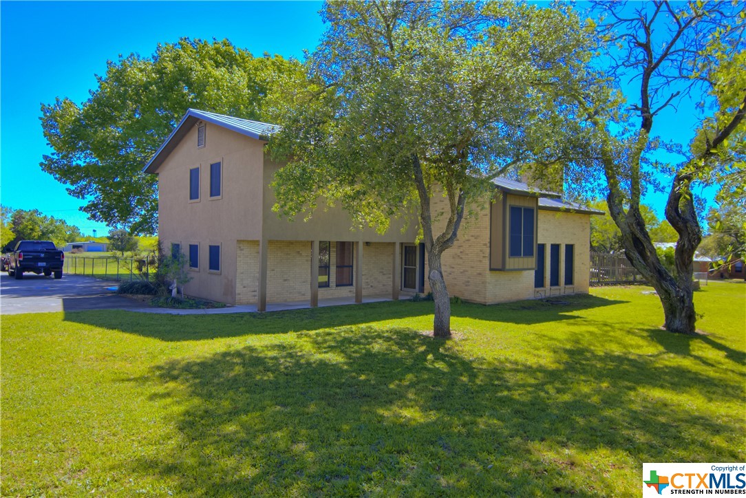 View Seguin, TX 78155 house