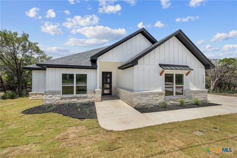 Photo of 15938 Salado Drive, Temple, TX 76502 (MLS # 616066)