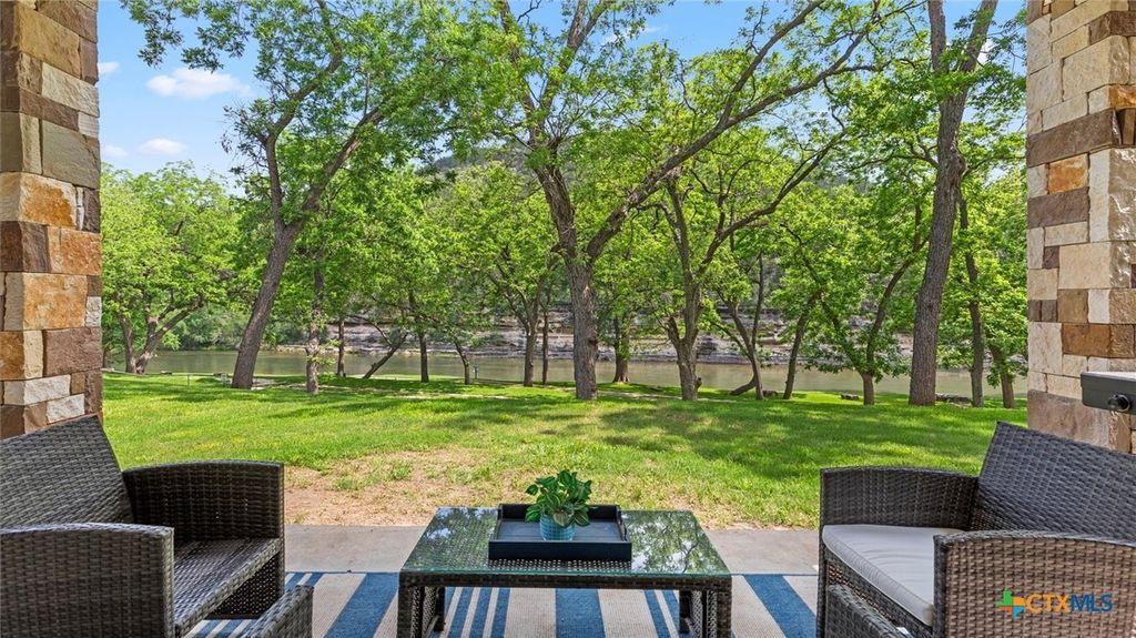 Photo of 540 River Run #113, New Braunfels, TX 78132 (MLS # 611976)
