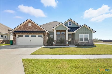 Photo of 301 Salem Crossing Drive, Victoria, TX 77904 (MLS # 595701) Photo of 301 Salem Crossing Drive, Victoria, TX 77904 (MLS # 595701)
