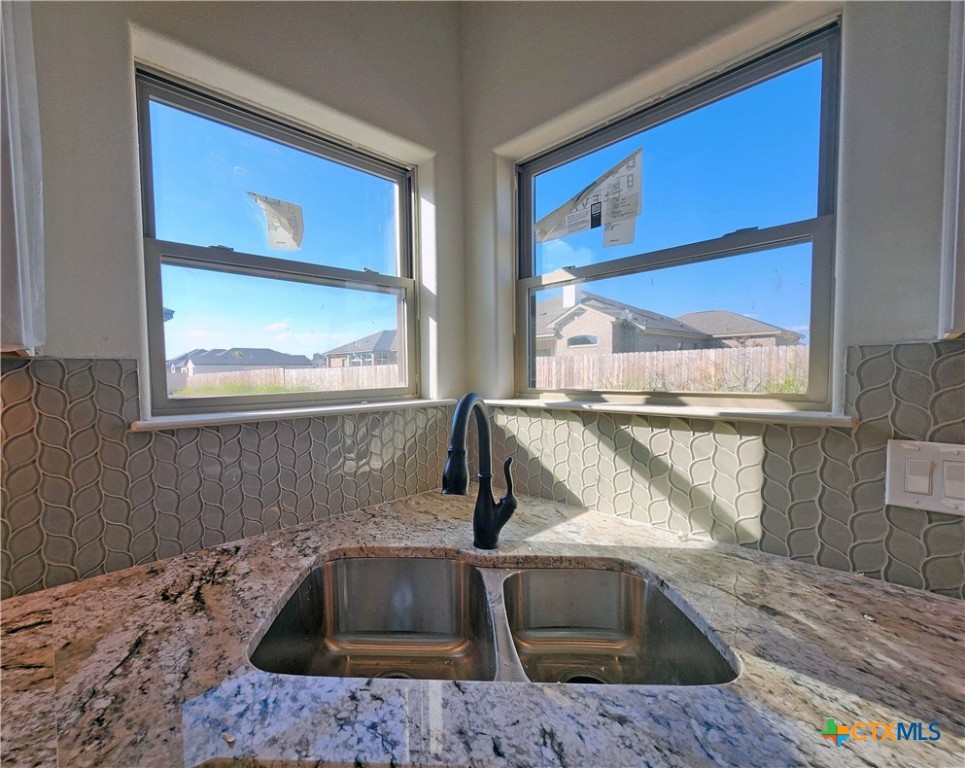 712 Eagle Claw Drive