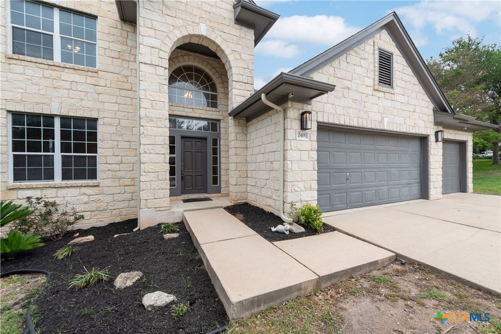 Photo of 2405 Narrow Valley Drive, Cedar Park, TX 78613 (MLS # 611367)