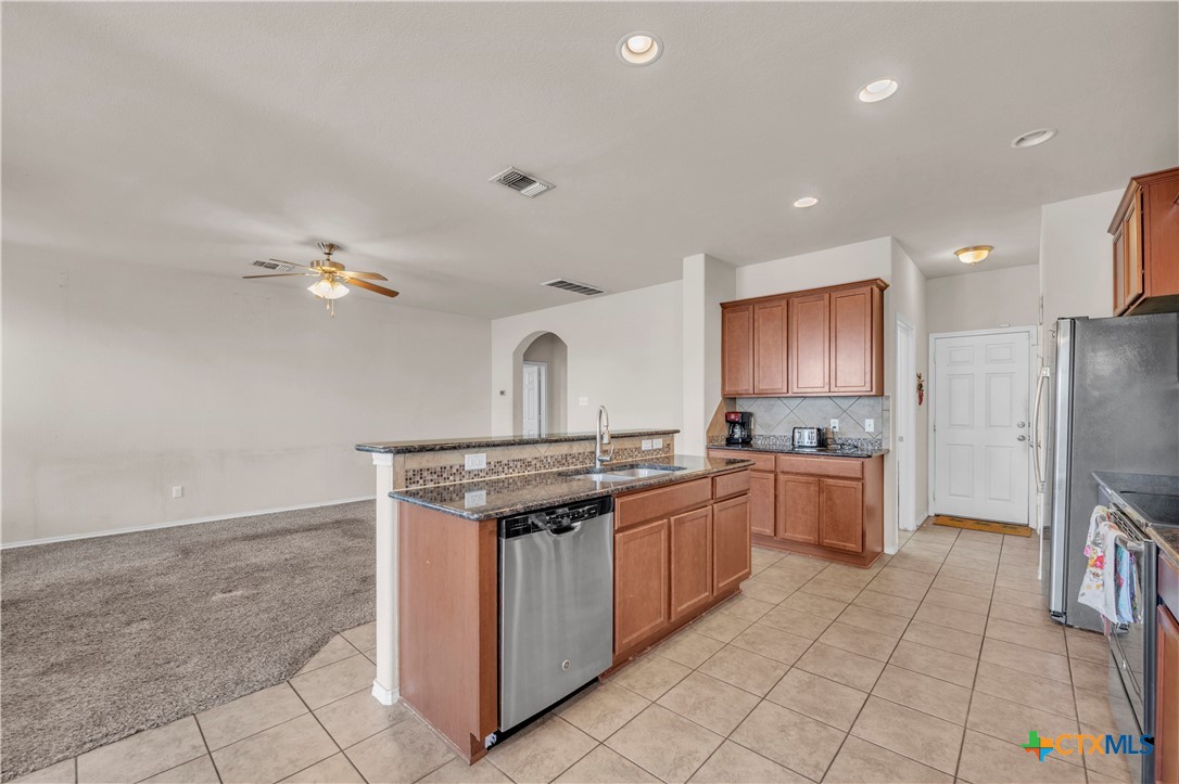 6602 Golden Oak Lane