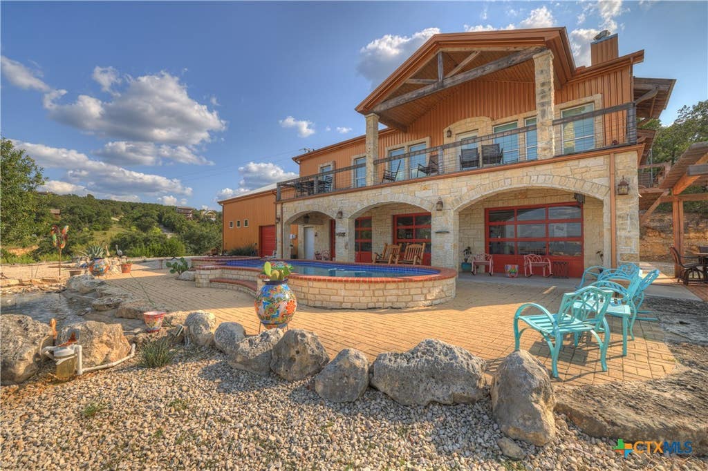 Photo of 2611 Westview Drive, Canyon Lake, TX 78133 (MLS # 614069)