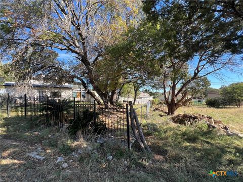 A home in Canyon Lake