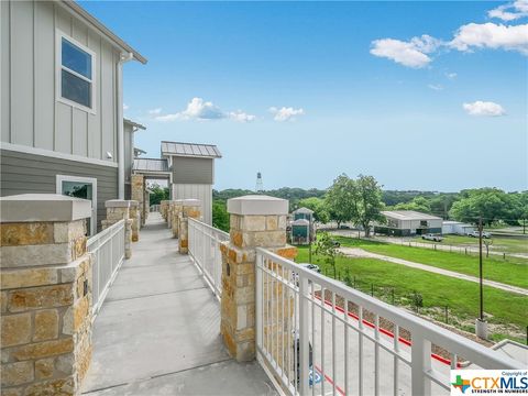 A home in New Braunfels