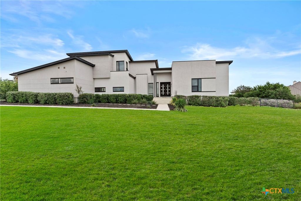 Photo of 1347 Bordeaux Lane, New Braunfels, TX 78132 (MLS # 615726)
