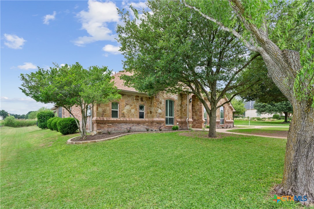 1332 Walker Circle